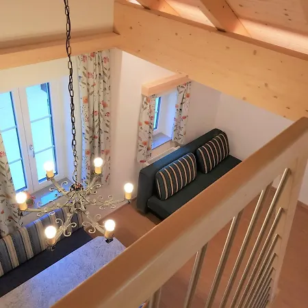 Lilly - Luxus Im Villenviertel 아파트