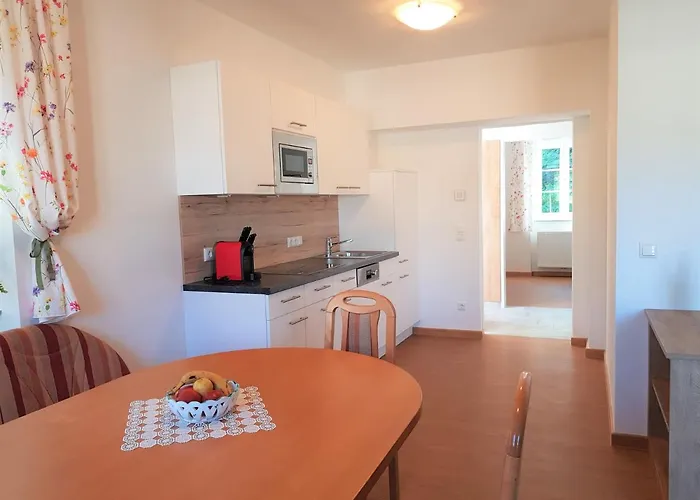 アパート Lilly - Luxus Im Villenviertel バート・イシュル